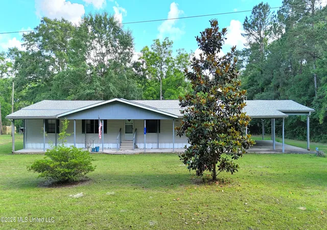 Homes for sale in Mc Henry, MS | 14 E Magnolia Ave, Mc Henry, MS 39561 | MLS# 4149867