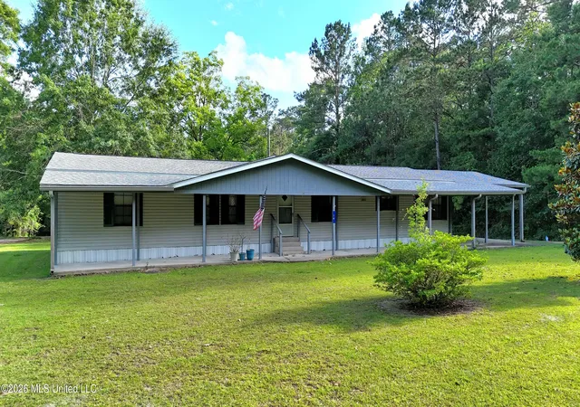 Homes for sale in Mc Henry, MS | 14 E Magnolia Ave, Mc Henry, MS 39561 | MLS# 4149867