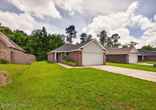 Photo 3 of Sale Pending at 14033 Fox Hl Dr, Gulfport, MS 39503 | MLS# 4150137 | Listing updated on 2026-09-13