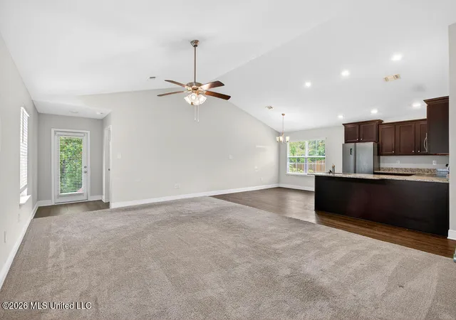 Photo 4 of Sale Pending at 14033 Fox Hl Dr, Gulfport, MS 39503 | MLS# 4150137 | Listing updated on 2026-09-13