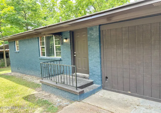 Homes for sale in Senatobia, MS | 303 Crawford St, Senatobia, MS 38668 | MLS# 4149945