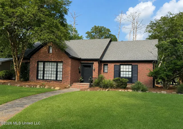 Homes for sale in Forest, MS | 272 N Davis St, Forest, MS 39074 | MLS# 4150063