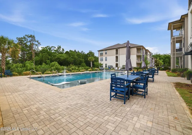 Homes for sale in Ocean Springs, MS | 2501 Bienville Blvd, Ocean Springs, MS 39564 | MLS# 4150208