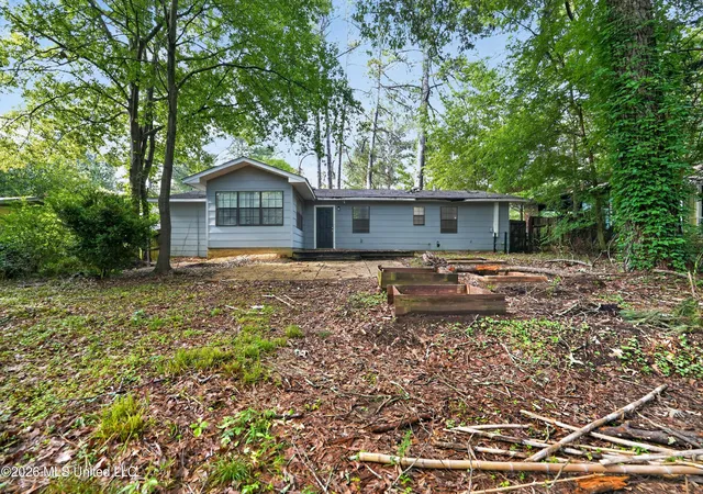 Homes for sale in Jackson, MS | 1734 Wood Glen, Jackson, MS 39204 | MLS# 4150993