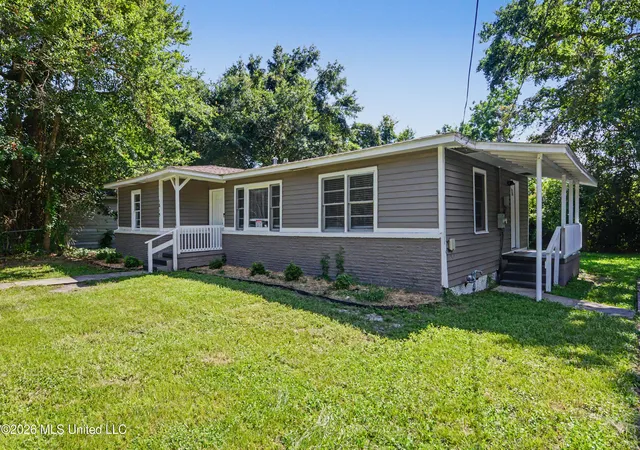 Photo 2 of Single family home for sale at 1815 41st Avenue, Gulfport, MS 39501 | MLS# 4150003 | Listing updated on 2026-07-13