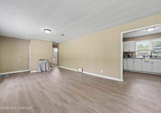 Photo 4 of Single family home for sale at 1815 41st Avenue, Gulfport, MS 39501 | MLS# 4150003 | Listing updated on 2026-07-13