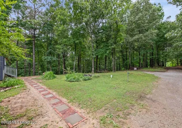 Homes for sale in Holly Springs, MS | 221 Pleasant Hill Dr, Holly Springs, MS 38635 | MLS# 4150309