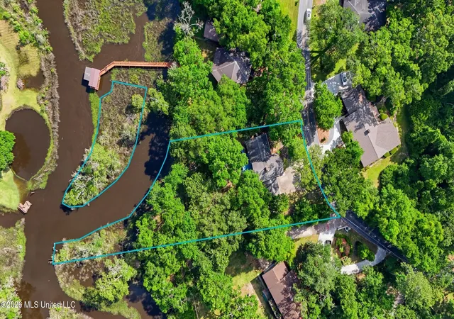 74th image of 6825 Shore Dr, Ocean Springs, MS 39564 | MLS# 4150163