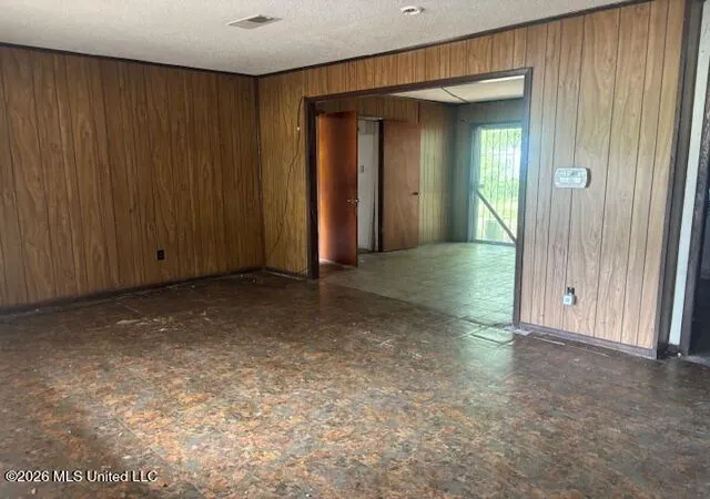 Photo 3 of Single family home for sale at 501 Cheshire Dr, Gulfport, MS 39507 | MLS# 4150045 | Listing updated on 2026-09-09