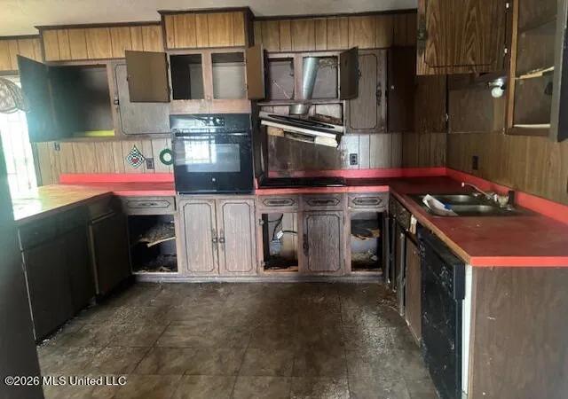 Photo 3 of Single family home for sale at 501 Cheshire Dr, Gulfport, MS 39507 | MLS# 4150045 | Listing updated on 2026-09-09