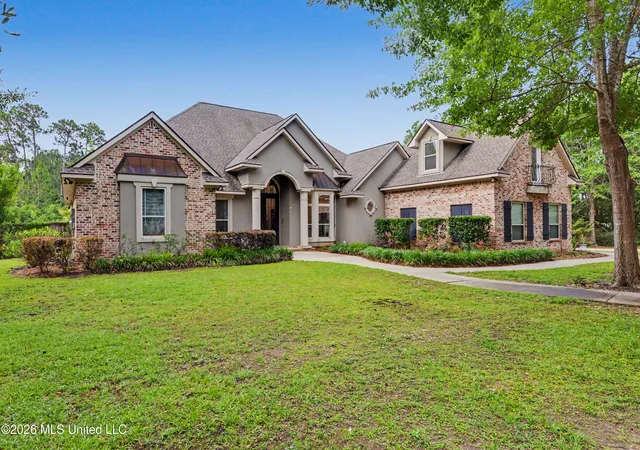 Photo 2 of Single family home for sale at 6101 Olde Oakview, Ocean Springs, MS 39564 | MLS# 4150394 | Listing updated on 2026-08-28