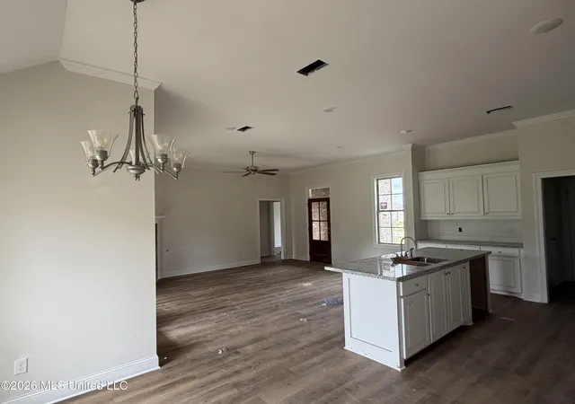 Photo 4 of Single family home for sale at 166 Madisonville Dr, Canton, MS 39046 | MLS# 4150115 | Listing updated on 2026-09-23