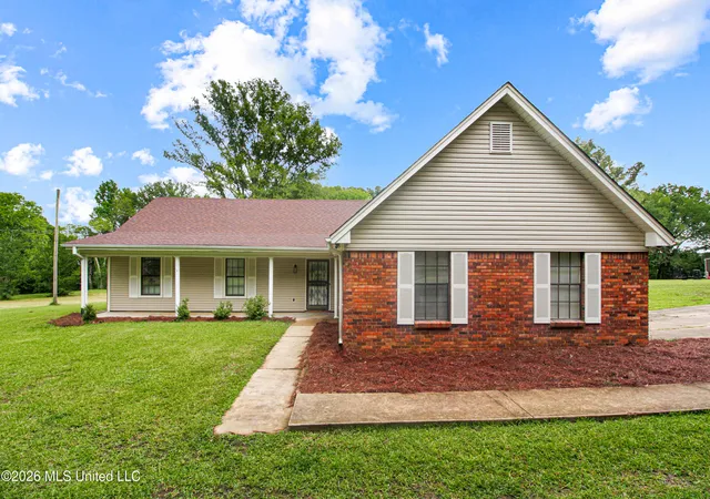 1st image of 2334 N Pine Lea Dr, Jackson, MS 39209 | MLS# 4150245