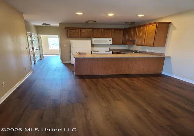 3rd image of 2116 Magazine St, Ocean Springs, MS 39564 | MLS# 4150558