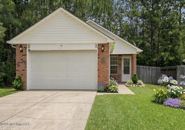 Homes for sale in Gautier, MS | 8204 Exchange St, Gautier, MS 39553 | MLS# 4150099
