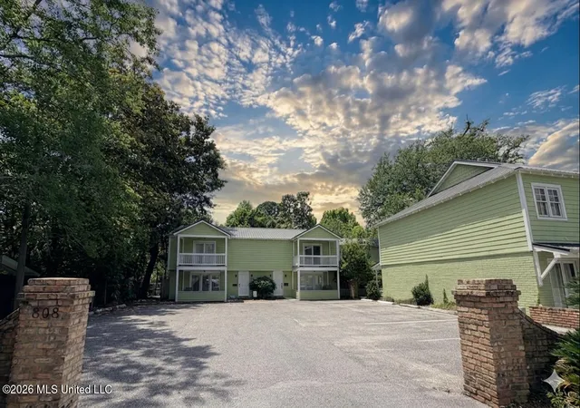 Photo 2 of Condo for sale at 808 Desoto St, Ocean Springs, MS 39564 | MLS# 4150289 | Listing updated on 2026-09-24