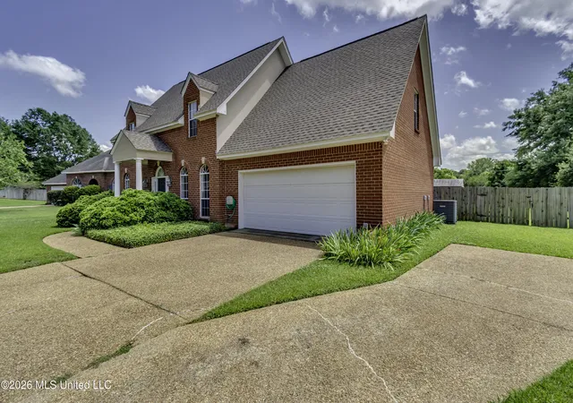 Photo 3 of Single family home for sale at 103 Somerset Cvs, Madison, MS 39110 | MLS# 4150387 | Listing updated on 2026-10-06