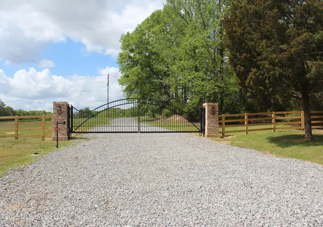 1st image of Grand Oaks Wy, Flora, MS 39071 | MLS# 4150176
