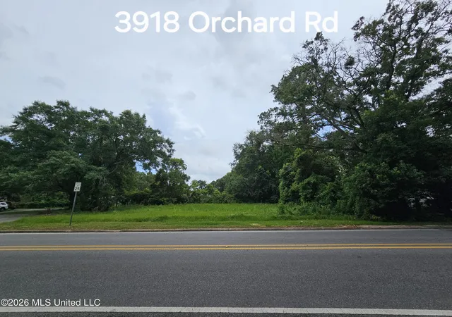 Photo 1 of Land for sale at 3918 Orchard Ave, Pascagoula, MS 39581 | MLS# 4150200 | Listing updated on 2026-07-17