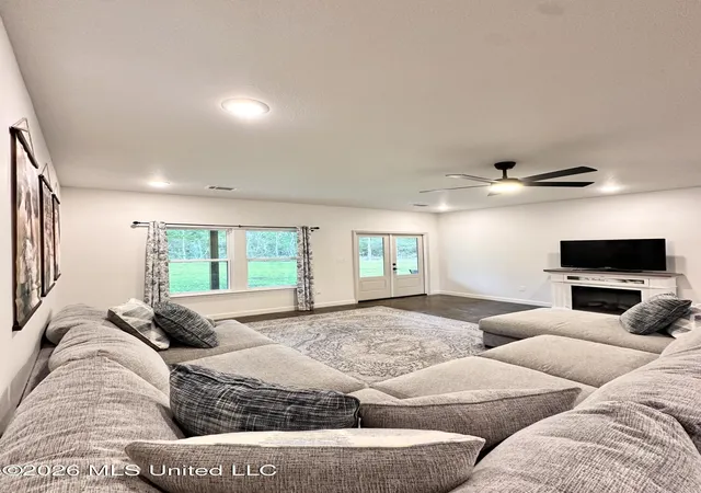 Homes for sale in Lucedale, MS | 221 Phyllis Ln, Lucedale, MS 39452 | MLS# 4150229