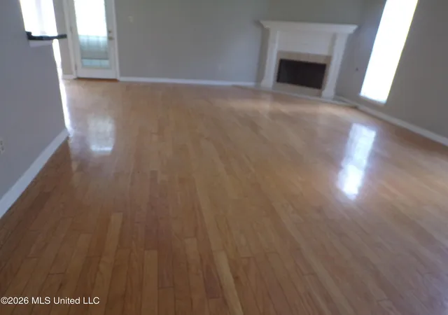 Photo 4 of Single family home for sale at 7395 Fox Holw Ln, Southaven, MS 38671 | MLS# 4150237 | Listing updated on 2026-09-03