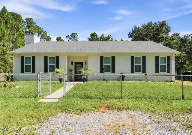 Photo 2 of Single family home for sale at 6043 Holly Dr, Bay Saint Louis, MS 39520 | MLS# 4150511 | Listing updated on 2026-07-18