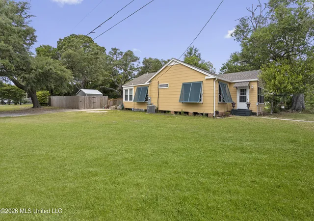 Homes for sale in Gulfport, MS | 1901 20th Ave, Gulfport, MS 39501 | MLS# 4150302