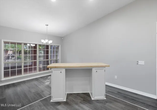 Photo 3 of Single family home for sale at 25 Moss Woods Cvs, Madison, MS 39110 | MLS# 4150277 | Listing updated on 2026-07-30