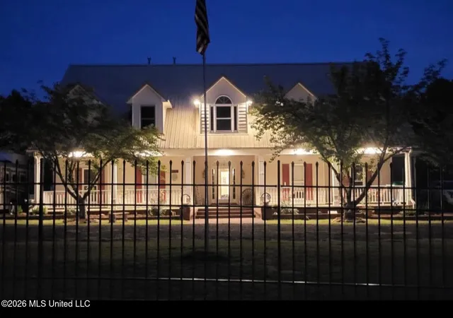 Homes for sale in Holly Springs, MS | 139 Pine Ridge Cvs, Holly Springs, MS 38635 | MLS# 4150283