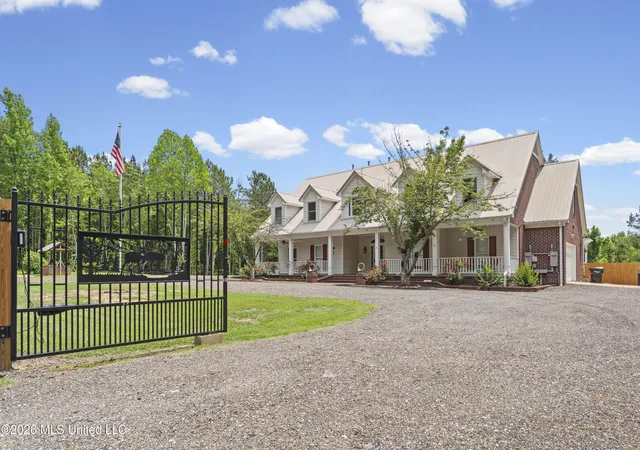 Homes for sale in Holly Springs, MS | 139 Pine Ridge Cvs, Holly Springs, MS 38635 | MLS# 4150283