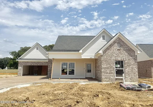 Photo 1 of Single family home for sale at 2494 Saint Charles Cvs, Southaven, MS 38672 | MLS# 4150286 | Listing updated on 2026-05-22