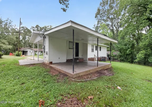 Homes for sale in Jackson, MS | 1664 Kentwood Dr, Jackson, MS 39212 | MLS# 4151657