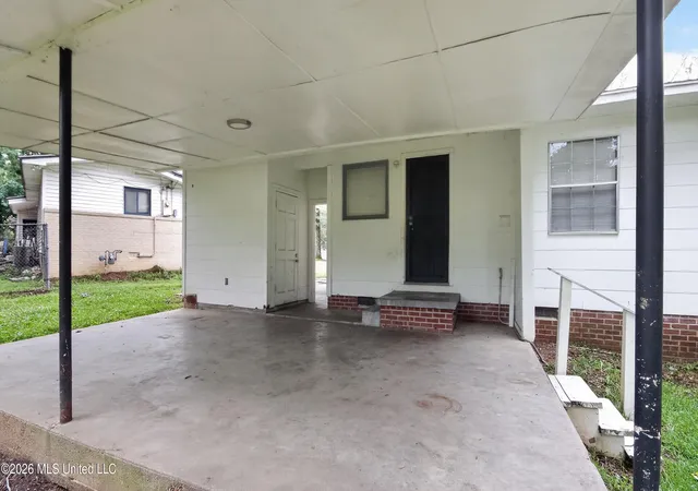 Homes for sale in Jackson, MS | 1664 Kentwood Dr, Jackson, MS 39212 | MLS# 4151657
