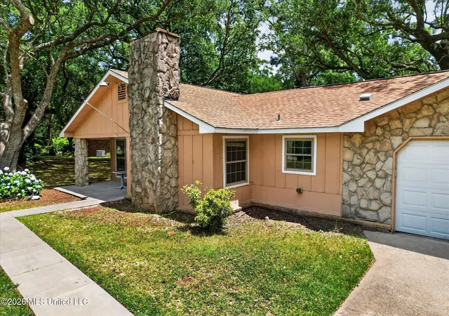 Homes for sale in Gautier, MS | 3604 Oakside Cir, Gautier, MS 39553 | MLS# 4150365