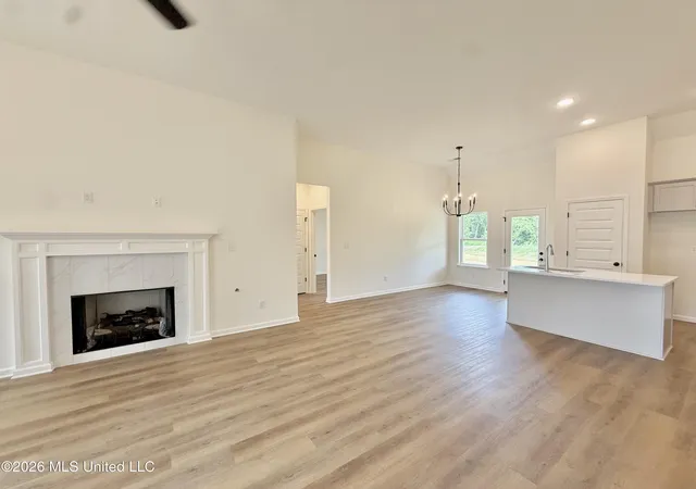 Photo 3 of Single family home for sale at 1088 Great Glen Dr, Southaven, MS 38671 | MLS# 4150367 | Listing updated on 2026-09-18