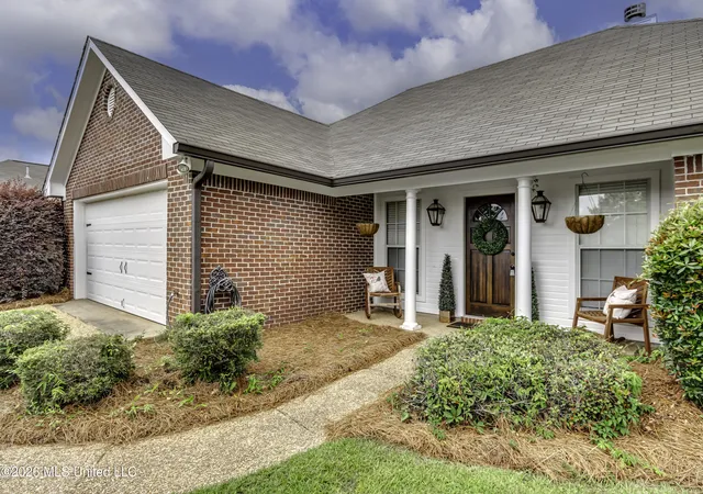Homes for sale in Brandon, MS | 317 Greensboro Dr, Brandon, MS 39047 | MLS# 4150373