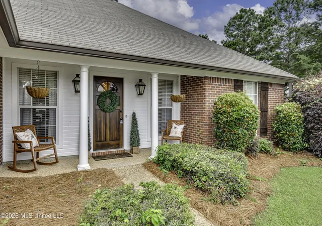 Homes for sale in Brandon, MS | 317 Greensboro Dr, Brandon, MS 39047 | MLS# 4150373