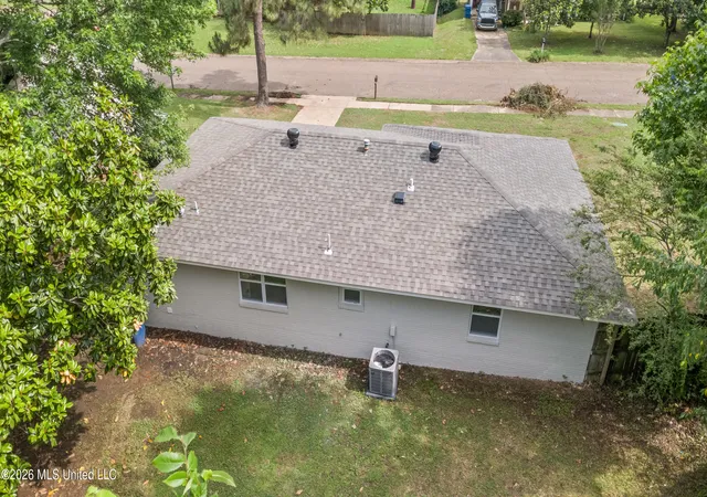 Homes for sale in Horn Lake, MS | 5670 Dover Dr, Horn Lake, MS 38637 | MLS# 4150421