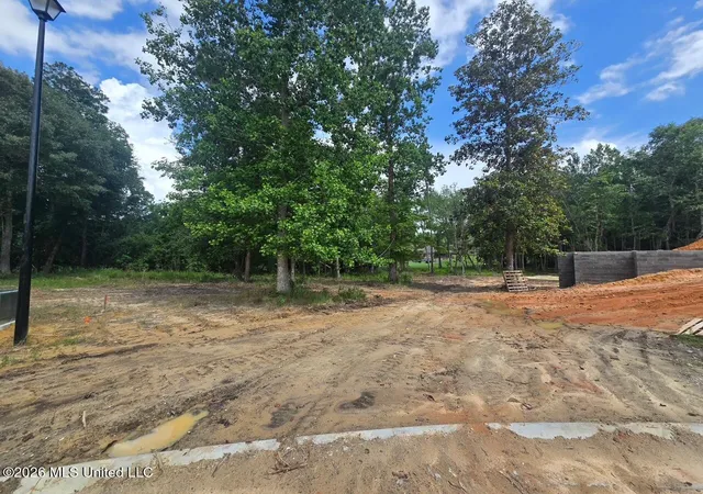 Homes for sale in Diamondhead, MS | 5516 Maluhia Cv, Diamondhead, MS 39525 | MLS# 4150403