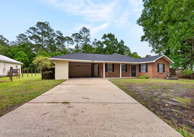 Homes for sale in Waveland, MS | 1540 Waveland Ave, Waveland, MS 39576 | MLS# 4150650
