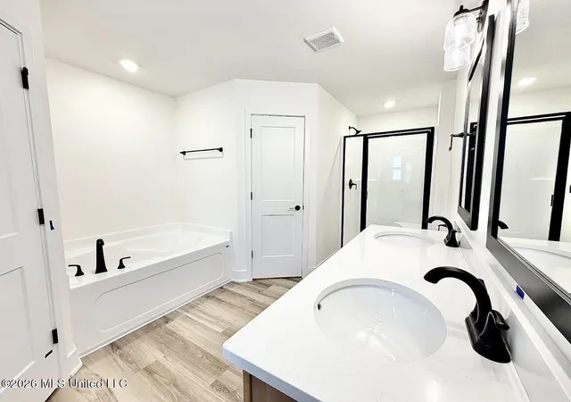 23rd image of 14142 Hartland Dr, Gulfport, MS 39503 | MLS# 4150423