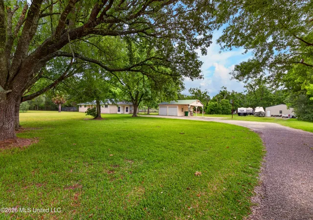 Homes for sale in Bay Saint Louis, MS | 8374 Lakeshore Rd, Bay Saint Louis, MS 39520 | MLS# 4150648