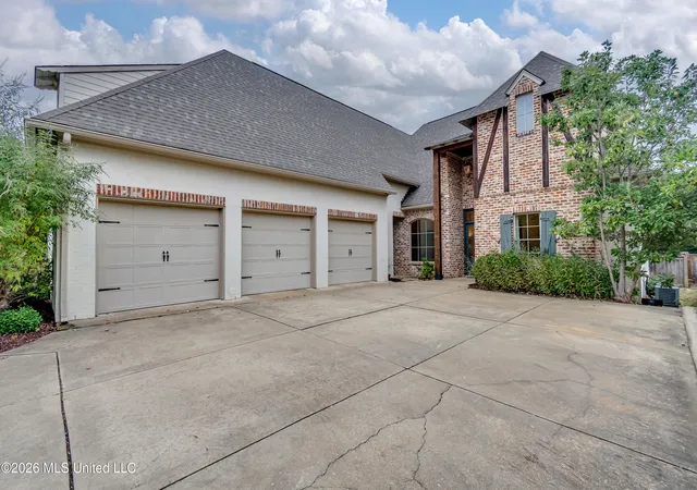 2nd image of 110 Bristol Ln, Madison, MS 39110 | MLS# 4150507