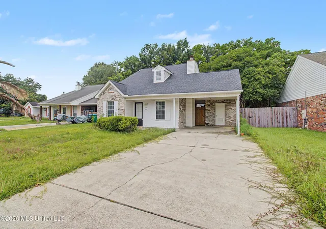 3rd image of 12221 Breezeway Cir, Gulfport, MS 39503 | MLS# 4150945