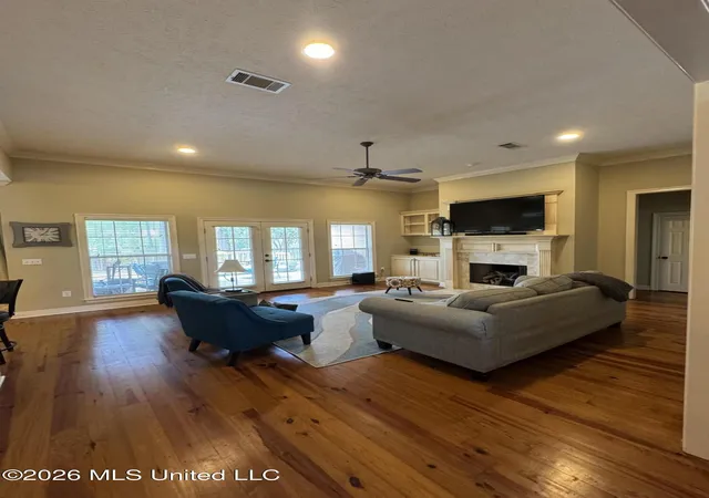 Photo 4 of Single family home for sale at 620 Turnberry Ln, Ridgeland, MS 39157 | MLS# 4151146 | Listing updated on 2026-10-07