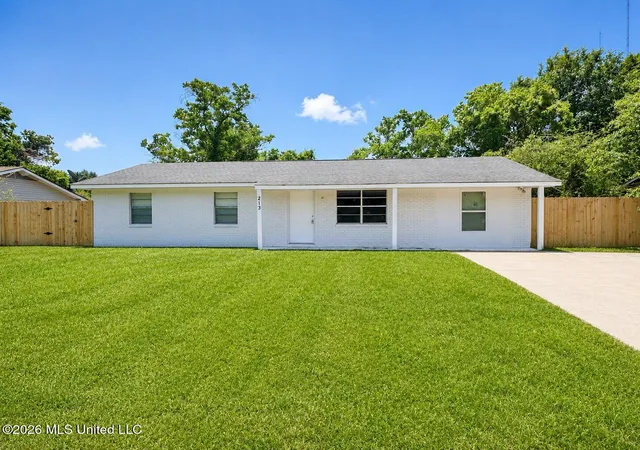 Photo 1 of Sale Pending at 213 Lavelle Dr, Gulfport, MS 39503 | MLS# 4150541 | Listing updated on 2026-08-05