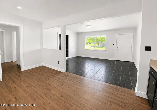 Photo 3 of Sale Pending at 213 Lavelle Dr, Gulfport, MS 39503 | MLS# 4150541 | Listing updated on 2026-08-05