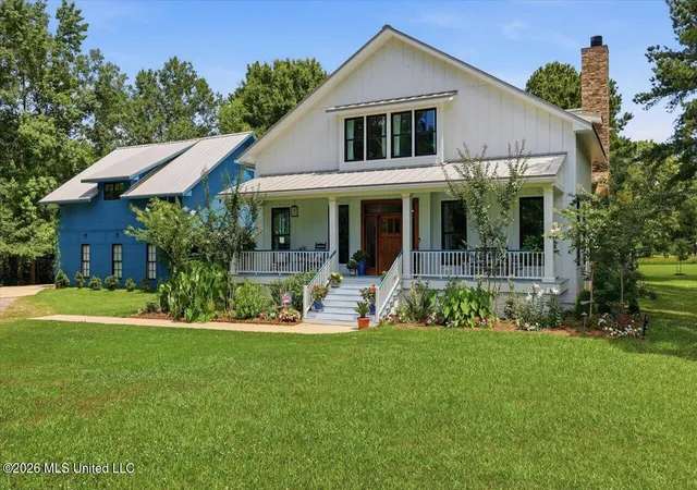 Photo 1 of Single family home for sale at 249 Normandy Cir, Madison, MS 39110 | MLS# 4152371 | Listing updated on 2026-07-17