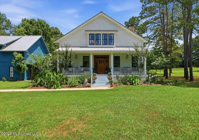 Photo 3 of Single family home for sale at 249 Normandy Cir, Madison, MS 39110 | MLS# 4152371 | Listing updated on 2026-07-17