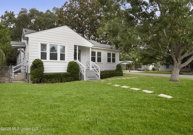 Photo 3 of Single family home for sale at 1000 27th Street, Gulfport, MS 39501 | MLS# 4151381 | Listing updated on 2026-09-02